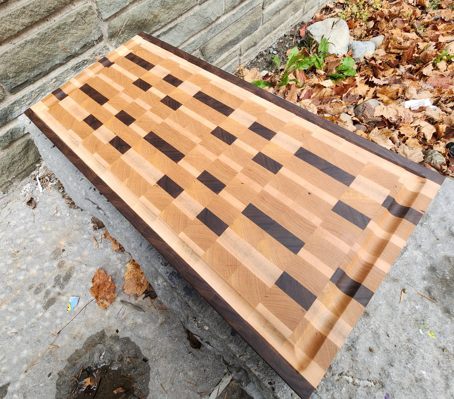 Cutting Board with Juice Groove - End Grain - Maple, Walnut, Cherry