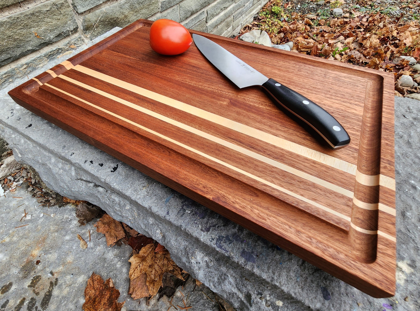 Cutting Board with Juice Groove - Mahogany and Maple